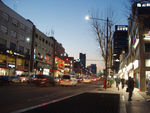 육합춘 이미지