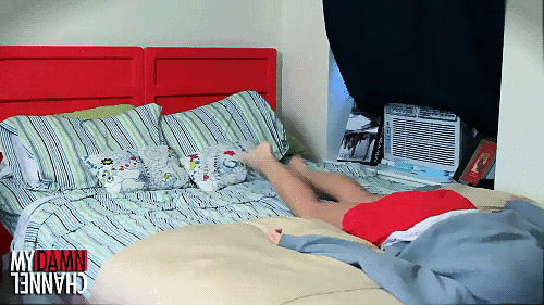 남자는 절대 알 수 없는 고통.gif | 인스티즈