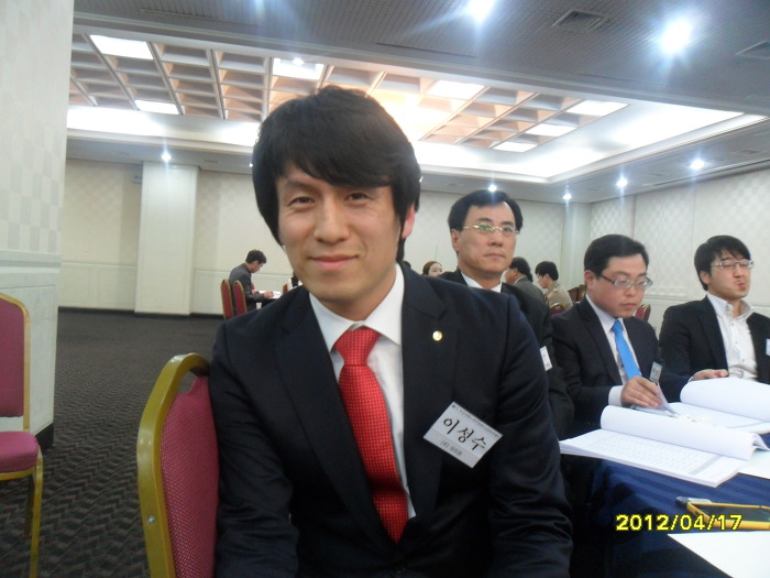 숲엔숲 이미지
