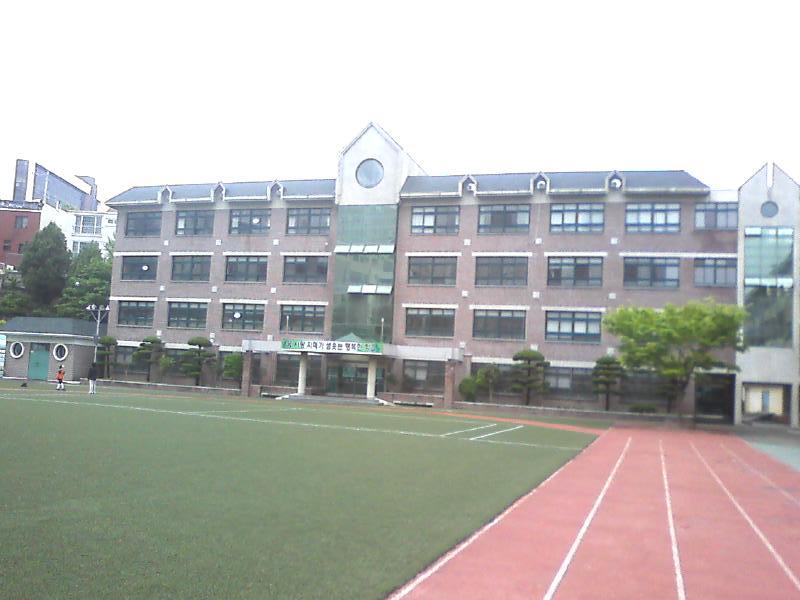 연천초등학교 이미지