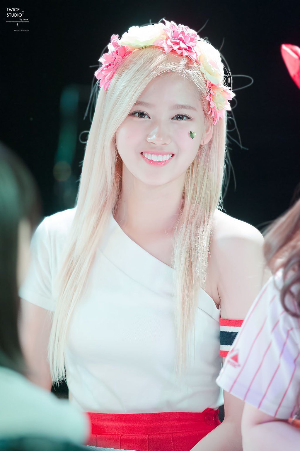 사나 비주얼에 대한 오해.gif | 인스티즈