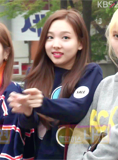 [트와이스] 멤버수가 많아서 불편한 나연이 ㅋ | 인스티즈