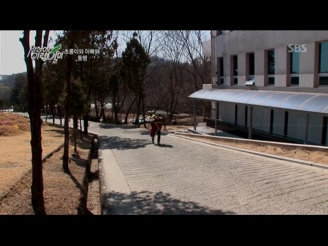 [세상에이런일이] 딸을 업고 오토바이 배달하는 아빠 | 인스티즈