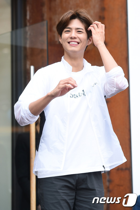 오늘자 왕자님 돋는 박보검.jpg | 인스티즈