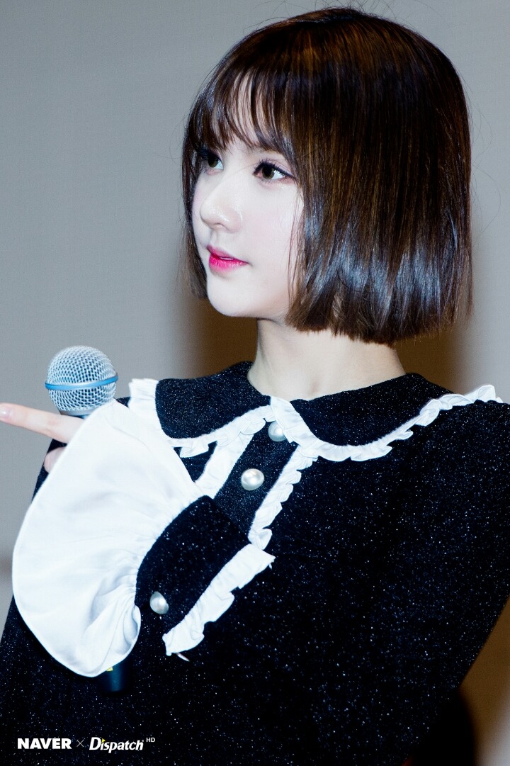 여자친구 막내라인 서공예 졸업식 사진.jpg | 인스티즈