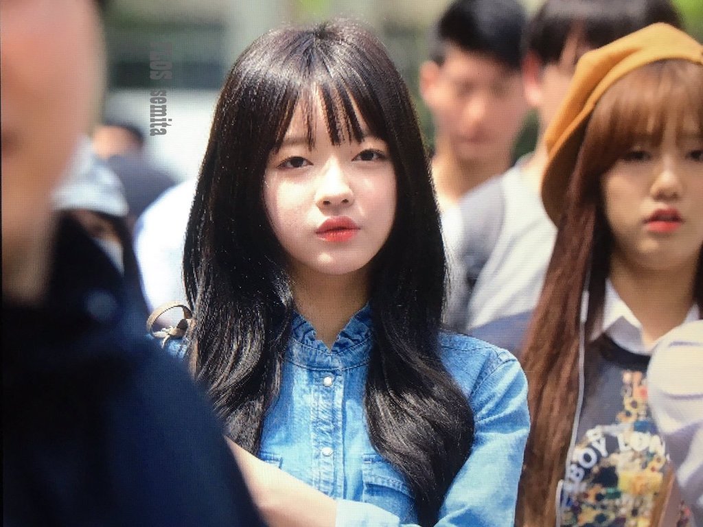 오늘자 뮤뱅 출근길 오마이걸 유아.jpg | 인스티즈