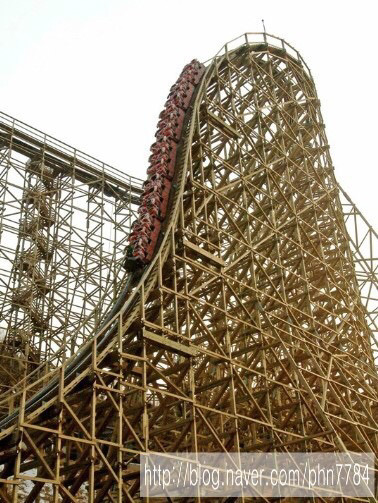 롯데월드 vs 에버랜드 | 인스티즈