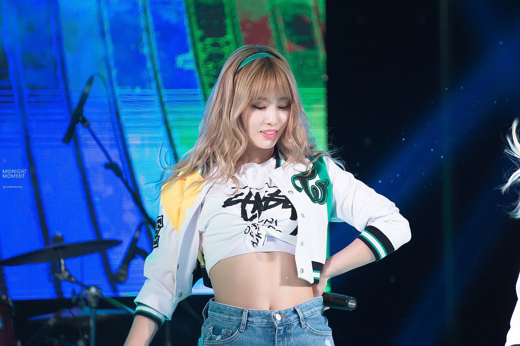 트와이스 짱덕 담당 모모 | 인스티즈