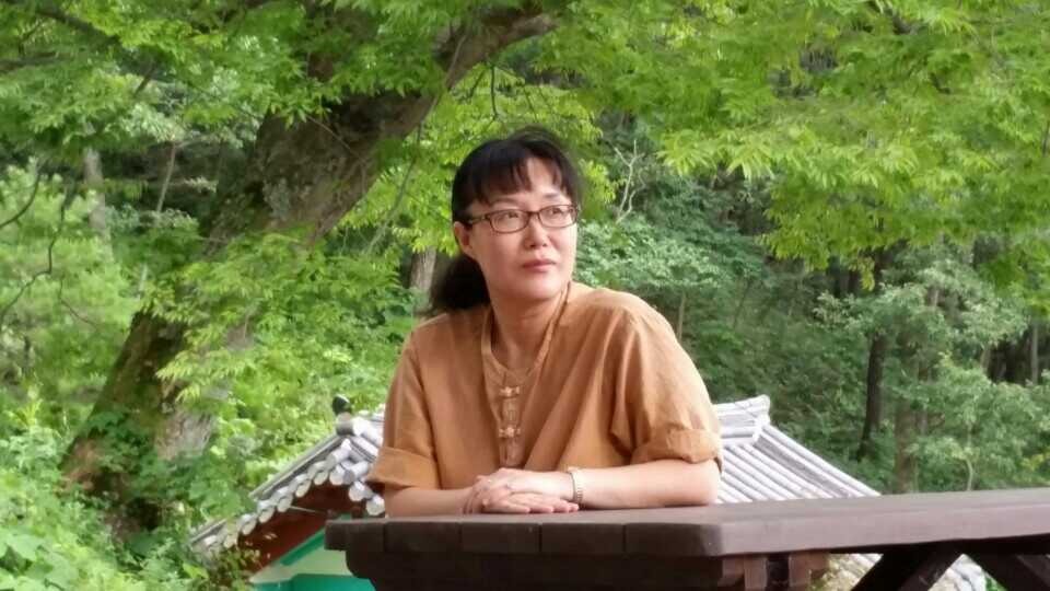 이래향 이미지