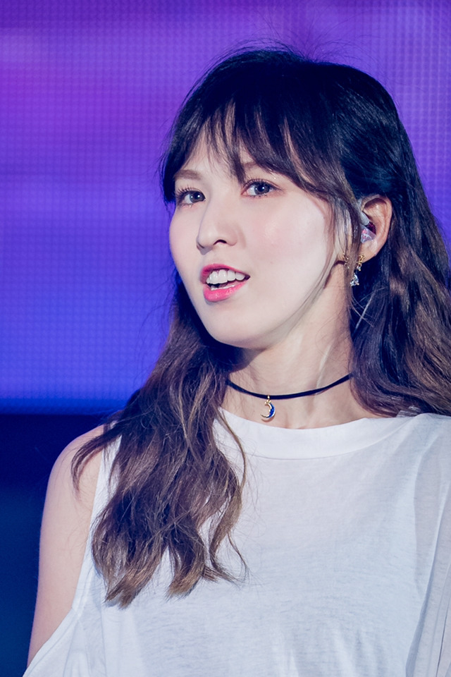 [레드벨벳] 비가 올 것 같은 느낌이 들어서 웬디 | 인스티즈