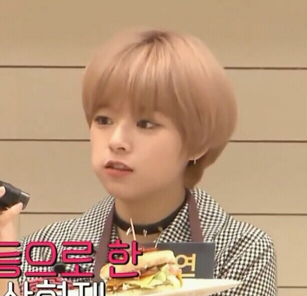 짧은 머리가 잘 어울리는 트와이스 정연 .jpg | 인스티즈