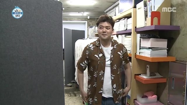 옷 고르는 전현무 | 인스티즈