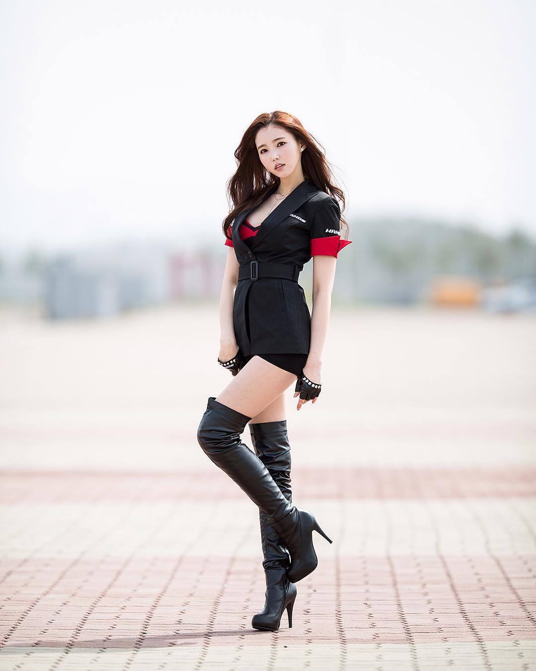 여자친구처럼 나온 레이싱모델 김보라 | 인스티즈