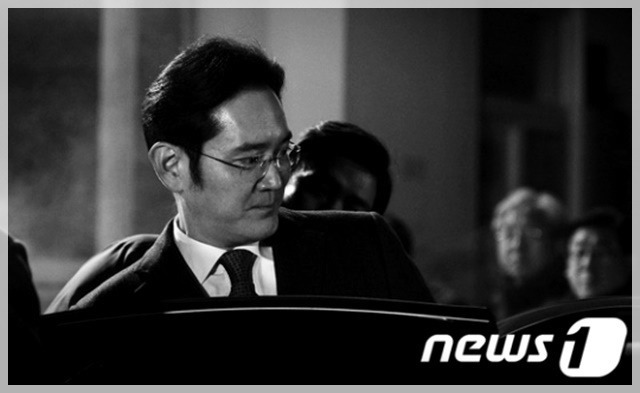 사진으로 보는 대한민국 정치 느와르 10년 (사진많음) | 인스티즈