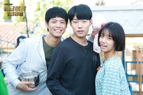 응답하라 1988 출연자중 은근히 동안인 연예인 | 인스티즈