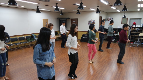 창원댄스스포츠학원 이미지