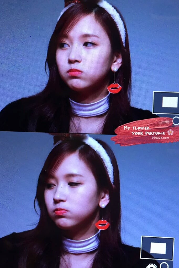 트와이스 미나 입 꾹꾹이........... | 인스티즈