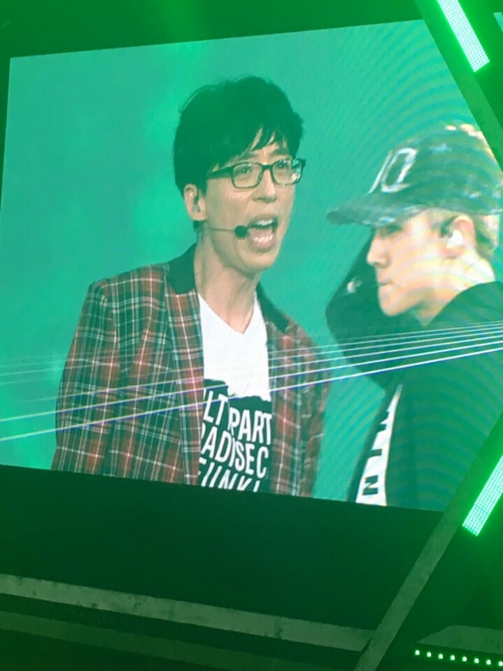 뒷모습만 보면 아이돌급인 유재석.gif | 인스티즈