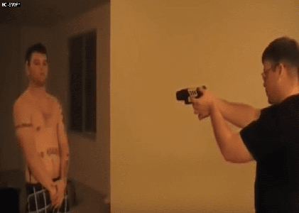 오산 피카츄가 맞았다는 테이저건 맞는 사람들 반응.gif | 인스티즈