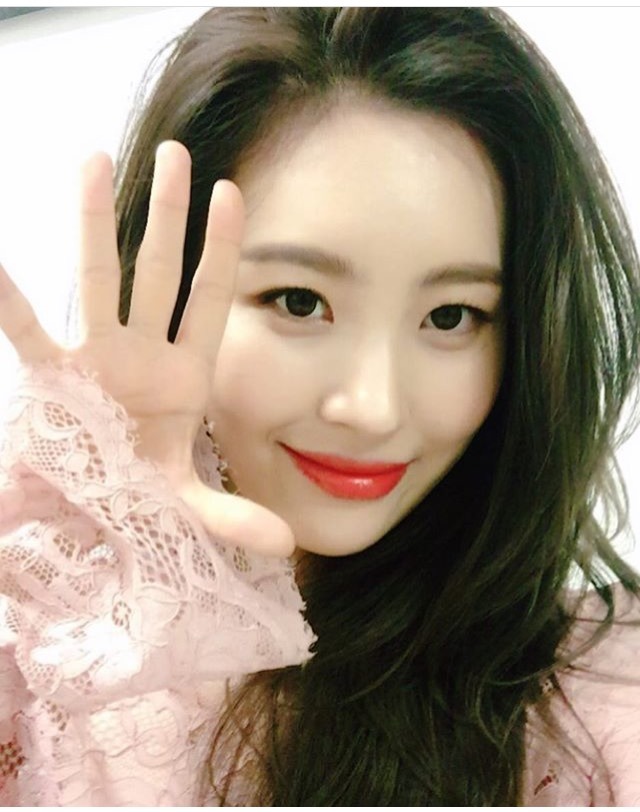 오늘자 선미 | 인스티즈