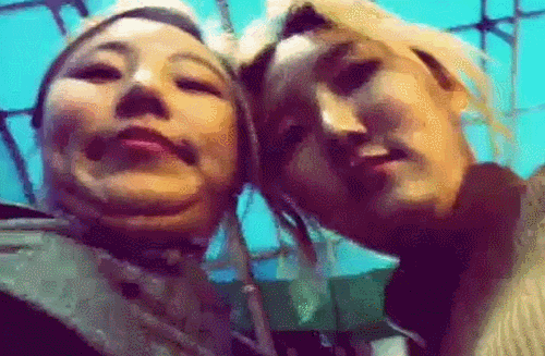 뭐든 할 때 제대로 하는 걸그룹 멤버.gif | 인스티즈