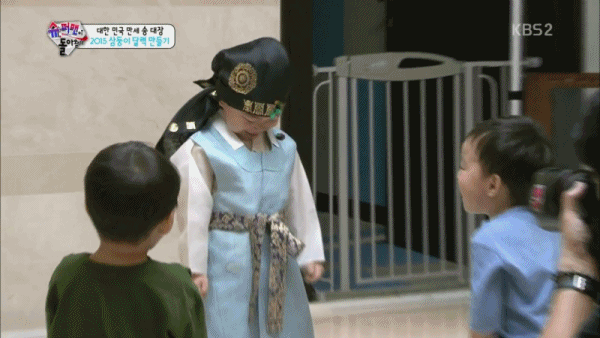 [슈돌] 동생 놀리는 짖궂은 대한민국ㅋㅋㅋㅋ | 인스티즈