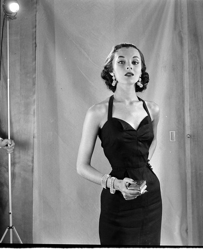 60년 전 등파인 드레스를 입고나갔을 때 사람들의 반응.jpg | 인스티즈