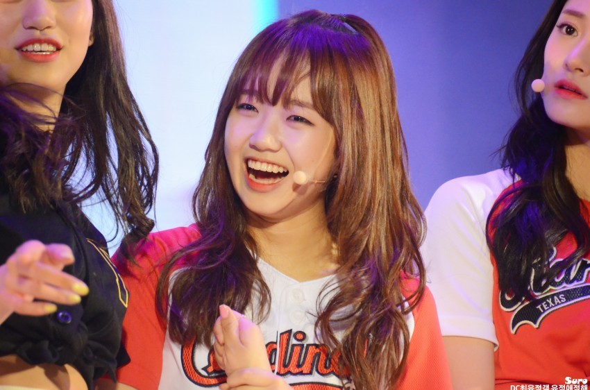 아이오아이 i.o.i 살짝 박보영(?) 느낌 나는 최유정 직찍 | 인스티즈