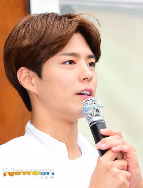 오늘자 왕자님 돋는 박보검.jpg | 인스티즈