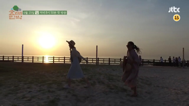 이상순이효리 ＜효리네민박＞의 알바생으로 온 아이유 | 인스티즈