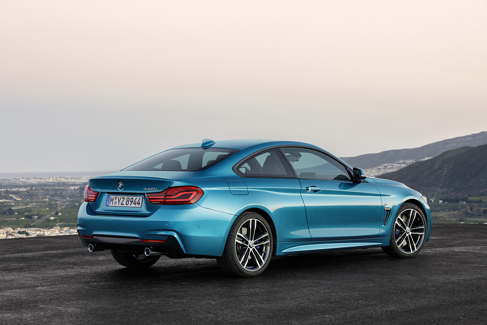 BMW 4시리즈 쿠페 부분변경 | 인스티즈