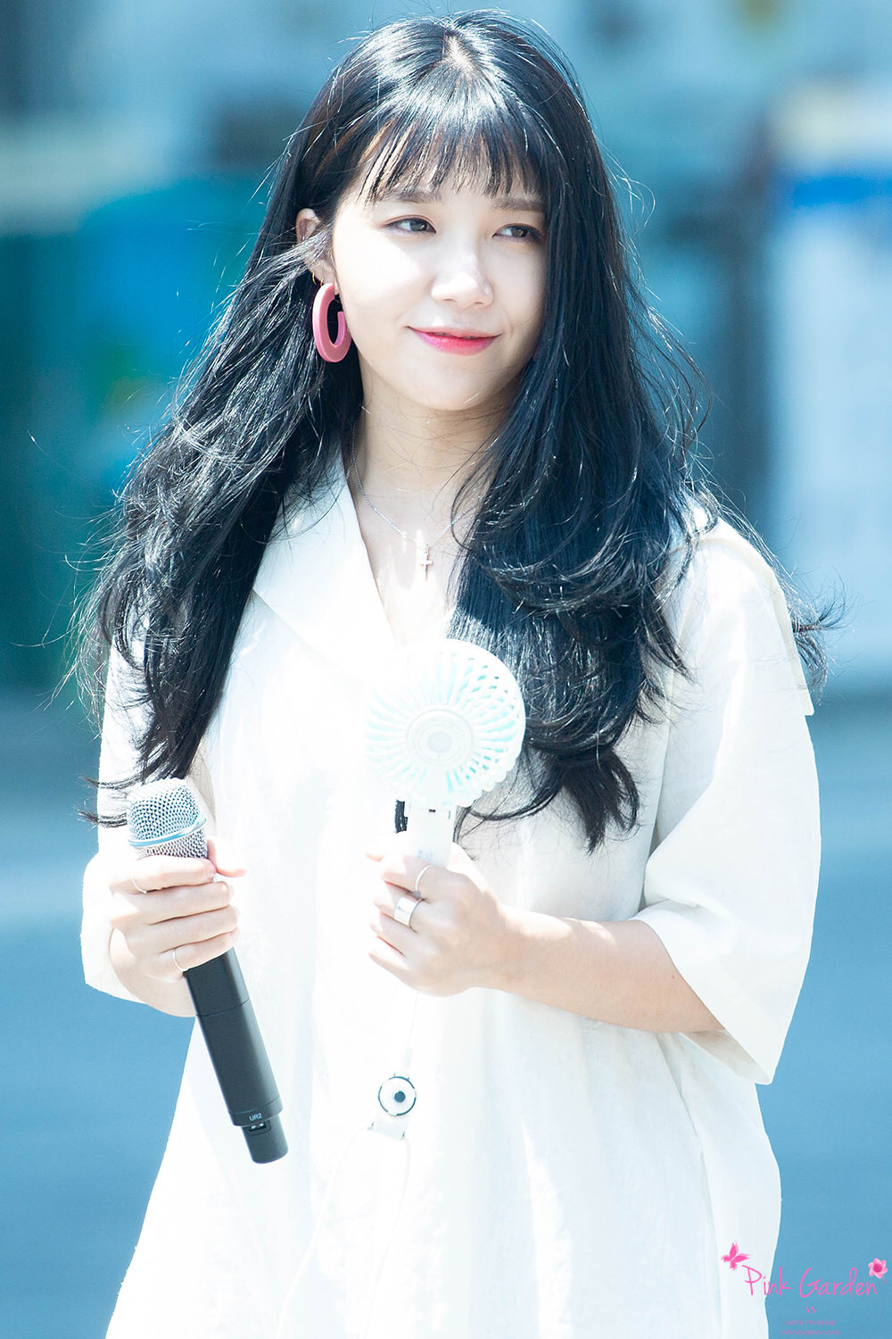 [에이핑크] 퇴근하고 친구들과 한잔 하러 갈 생각이라서 정은지 | 인스티즈