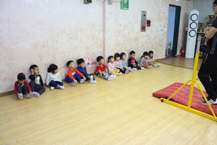 으랏차차체육놀이 이미지