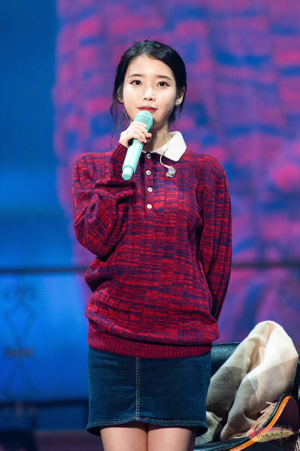 섹시함과 아름다움이 공존하는 광주콘서트 아이유.jpg | 인스티즈