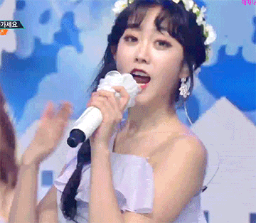[움짤데이터주의] 오늘자 뮤직뱅크 러블리즈.gif | 인스티즈