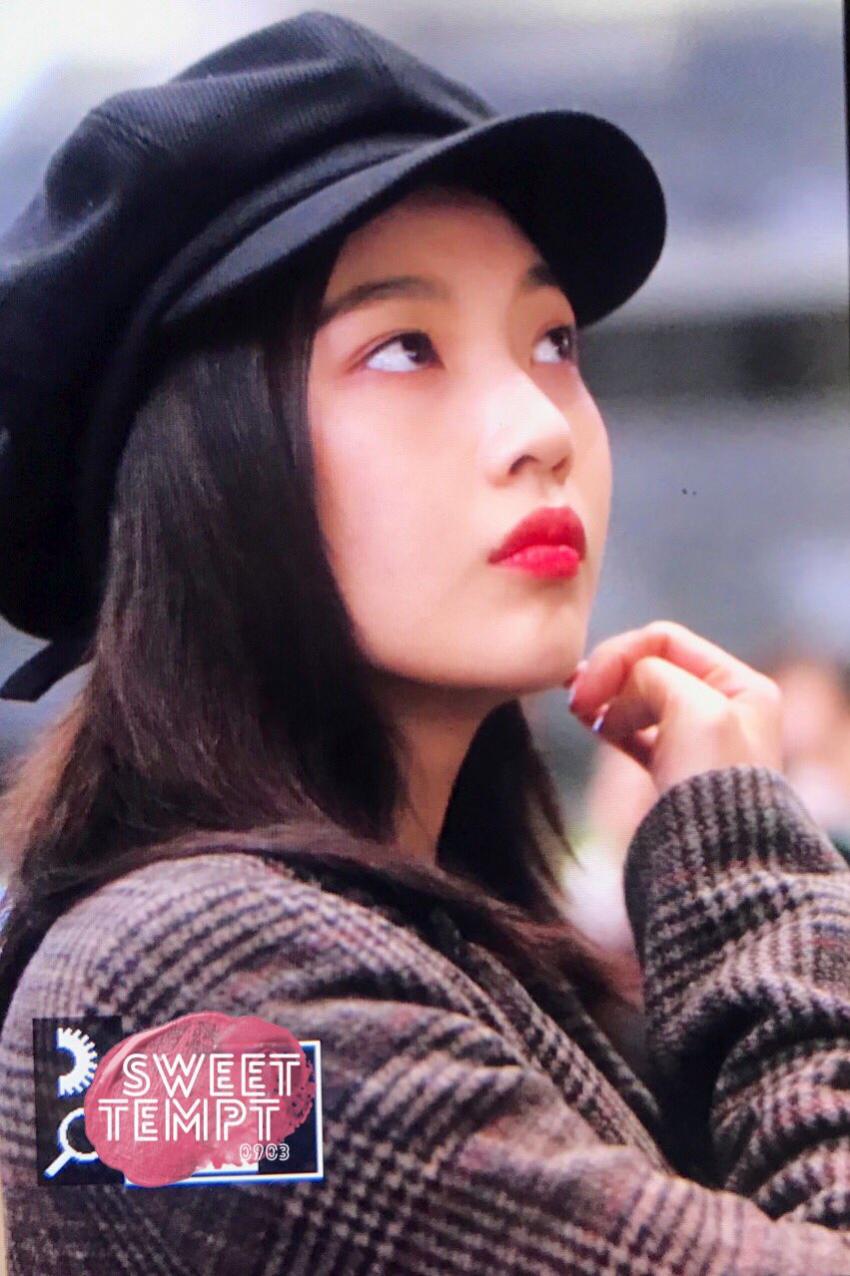 오전에 따숩게 옷 챙겨입고 출국한 레드벨벳 공항 프리뷰 | 인스티즈