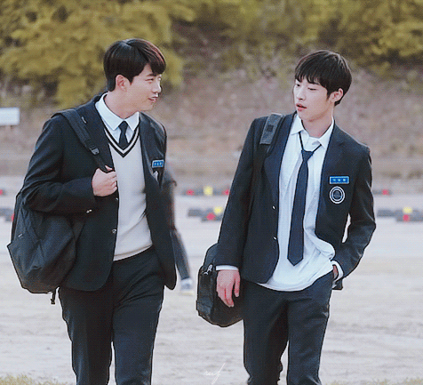 연기하는 본인도 왜 하는지 의문이라는 대사(feat.마! 어깨피라!).jpg | 인스티즈