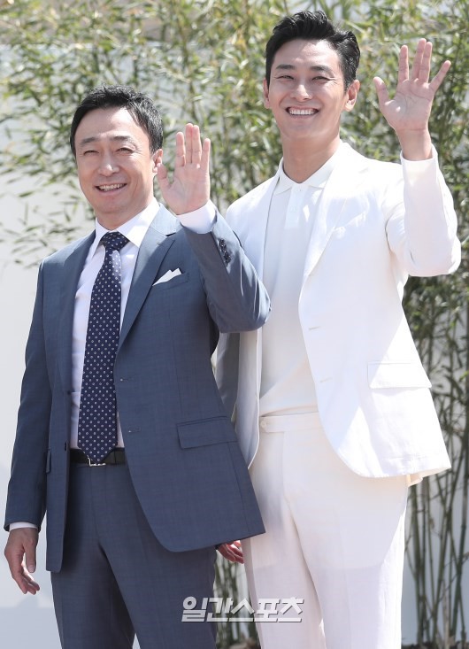 황정민 이성민 주지훈 공작 칸 영화제 포토콜.jpg | 인스티즈