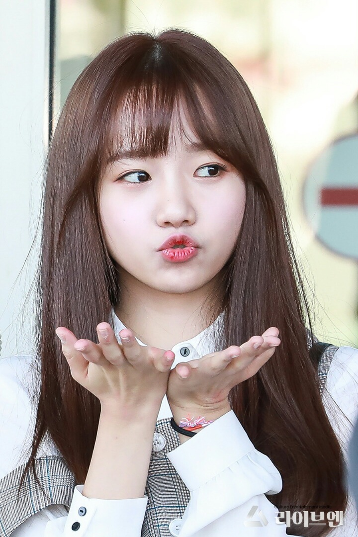 아이즈원 조유리, 그제 인천공항 출국사진 | 인스티즈