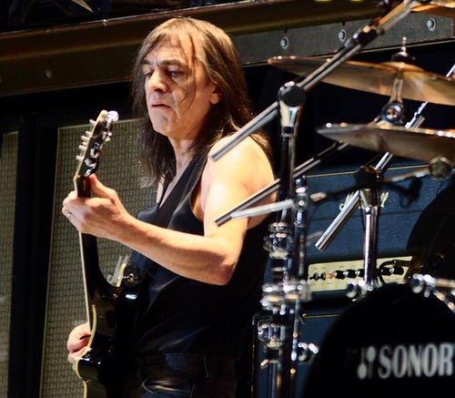 AC/DC 말콤 영 별세 | 인스티즈