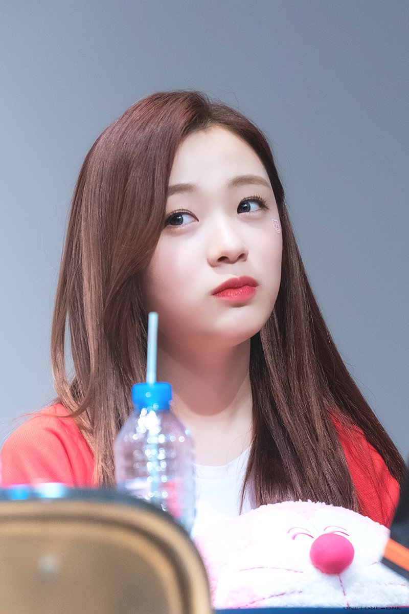 에이프릴의 막냉이 진솔이.jpg | 인스티즈