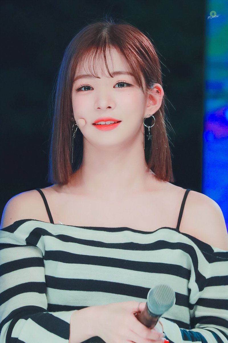 프로미스나인 이채영.jpgif | 인스티즈