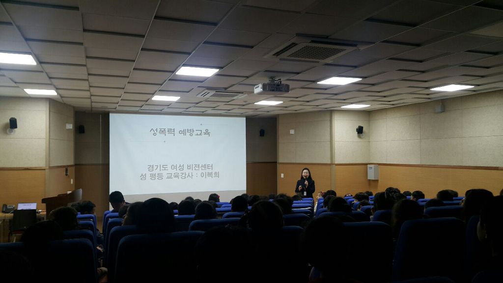 어울초등학교 이미지