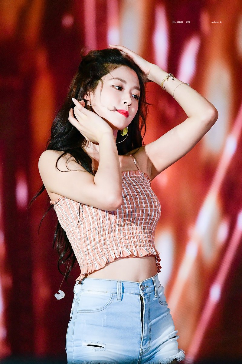 18시즌 설현이 미모.jpgif (100장) | 인스티즈