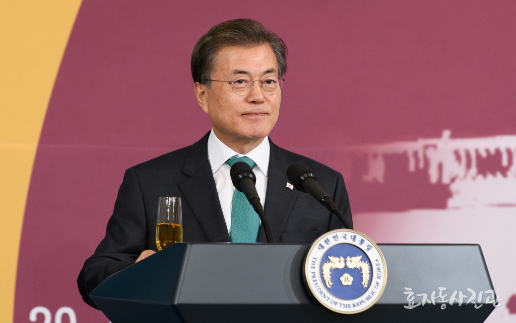 청와대 효자동 사진관) 스리랑카 대통령 국빈 만찬 준비하는 청와대 모습 | 인스티즈