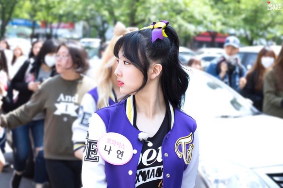 임나연 옆모습 | 인스티즈