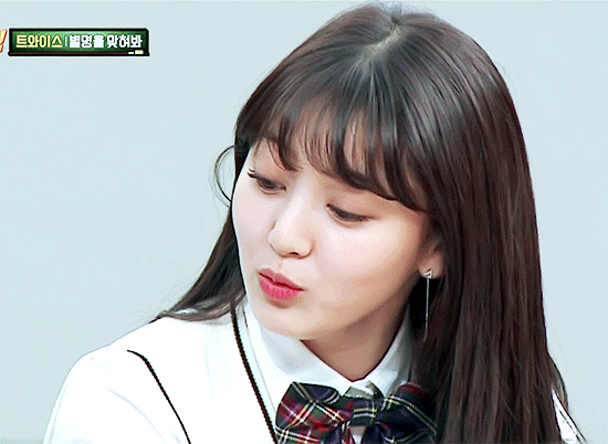 떠들다가 걸리는 지효 ㅋㅋㅋ | 인스티즈