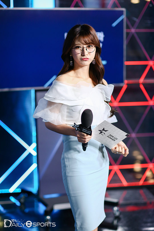 롤챔스 역대 아나운서 중 누가 제일 잘했을까.jpg | 인스티즈