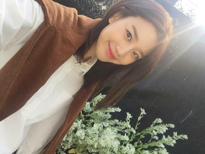 은근 이쁜 장희령 | 인스티즈