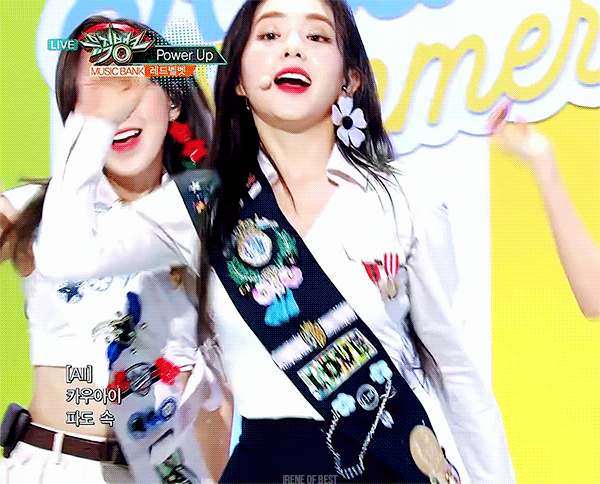 오늘 뮤뱅 컴백무대 레드벨벳 아이린.gif | 인스티즈
